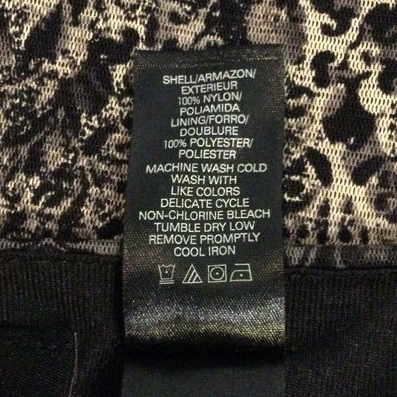 Axcess Black & White Blouse - Picture 6 of 6